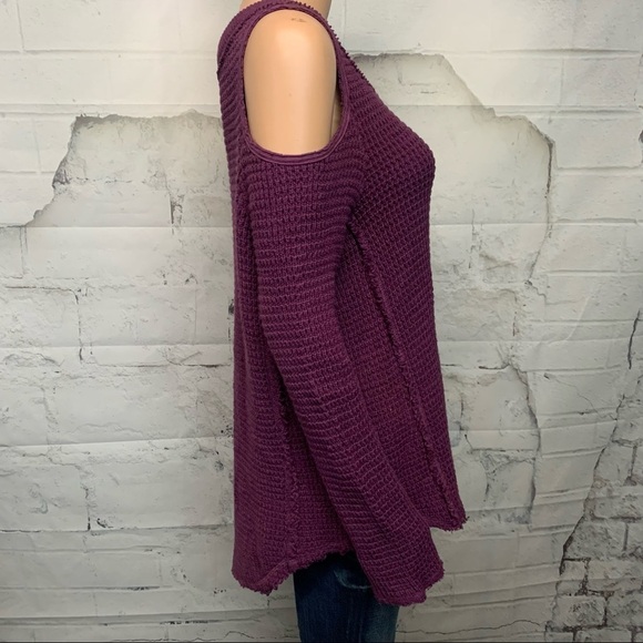 Free People Sunrise Pullover Sweater With Cutouts - Picture 4 of 10